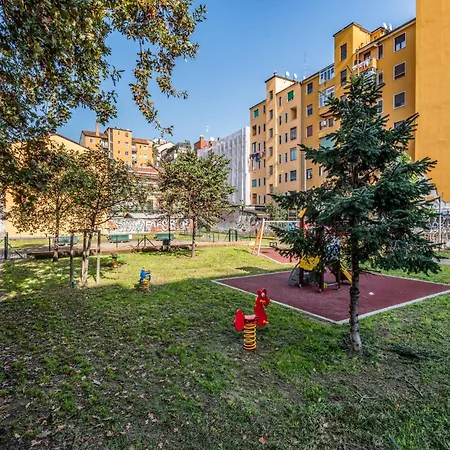 Via De Sanctis 26 Milano 4 Pax Apartment Exterior photo